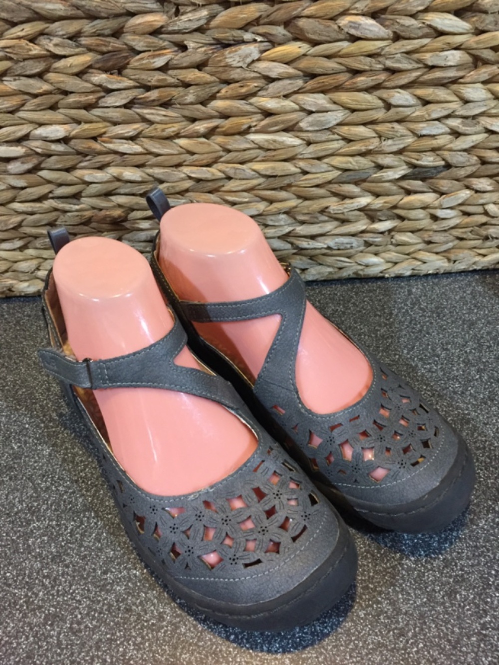JBU Gray Cutout Mary Jane Flats